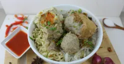 Rekomendasi 5 Tempat Makan Bakso di Bandung, Cocok Didatangi Saat Libur Lebaran 2025 (Sumber: Unsplash/Muhammad Arifin Nursalim)