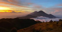 Destinasi tempat wisata Dieng (Sumber: Pinterest)