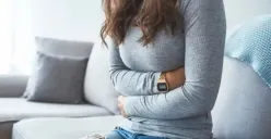 Temukan rekomendasi obat herbal yang efektif meredakan asam lambung. (Sumber: Pinterest/Teami Blends)