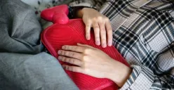 Ketahui penyebab nyeri saat menstruasi dan cara mengatasinya dengan tips alami. (Sumber: Pinterest/Arica Walker)