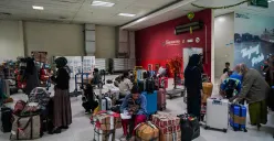 Jaga keamanan barang bawaan Anda selama mudik gunakan transportasi umum. (Sumber: Poskota/Bilal Nugraha Ginanjar)