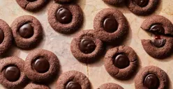 Resep thumbprint cookies cokelat khas swedia (Sumber: Pinterest/whatsgabycookin)