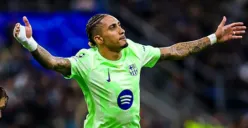 Raphinha menunjukkan performa luar biasa sepanjang turnamen, mencatatkan 13 gol dan 8 assist dalam 14 pertandingan Liga Champions 2024/2025. (Sumber: Instagram/@brfootball)