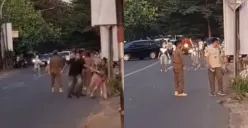 Momen sejumlah petugas Satpol PP di Makassar diserang oleh manusia silver menggunakan batu hingga busur. (Sumber: Tangkap Layar Instagram/@funnelmedia)