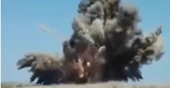 Kronologi ledakan amunisi TNI AD di Garut yang menewaskan 4 personel dan 9 warga sipil. Investigasi Kemenhan ungkap prosedur yang dipertanyakan. (Sumber: Capture Instagram @4maze)