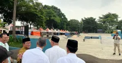 Gubernur Jakarta, Pramono mengunjungi Taman Kalijodo di Tambora, Jakarta Barat, Jumat, 16 Mei 2025. (Sumber: Poskota/Pandi Ramedhan)