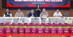 Potret pengungkapan kasus sindikat oplosan gas LPG subsidi di wilayah Jakarta. (Sumber: Humas Polri)