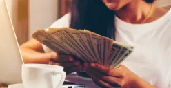 Simak lima shio yang diprediksi mengalami letusan rezeki dan keberuntungan besar di tahun ini. 