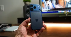 Perbandingan iPhone 18 Pro Max dan iPhone 17 Pro Max. (Sumber: X/@mtgproductionss)