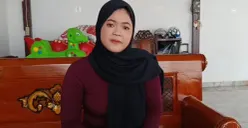 Mahasiswa Fakultas Hukum Universitas Bhayangkara, Ratu Ipana, 19 tahun, terpilih menjadi ketua RW termuda di Kota Bekasi. (Sumber: Poskota/Nurpini Aulia Rapika)