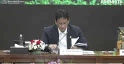Menkeu Purbaya akan menyiapkan layer cukai untuk rokok yang diproduksi lokal.(Sumber: YouTube/@KemenkeuRI)