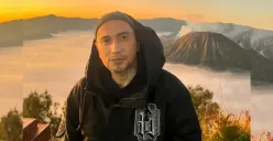Aktor Gary Iskak dikonfirmasi meninggal dunia akibat kecelakaan tunggal sepeda motor pada Sabtu, 29 November 2025.(Sumber: Instagram/@iskak_gary)