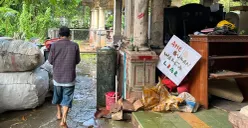 Suasana di Kampung Ujung, Kebon Nanas, Jakarta Timur, Minggu, 30 November 2025. (Sumber: POSKOTA | Foto: M Tegar Jihad)