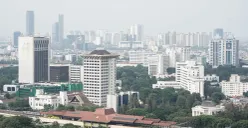 Jakarta masuk tiga besar kota dengan kualitas udara terburuk di dunia pada Kamis pagi, 20 Agustus 2026. (Sumber: Poskota/Bilal Nugraha Ginanjar)