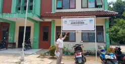 Plh USB SMP 62 Kota Bekasi, Deni Permadi saat ditemui di lokasi, Rabu, 8 Oktober 2025. (Sumber: Poskota/Nurpini Aulia Rapika)