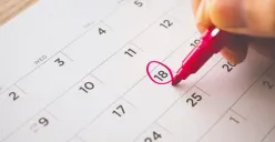 jadwal libur sekolah 2026, khususnya berkaitan dengan awal bulan Ramadhan dan Hari Raya Idul Fitri. (Sumber: Pinterest)