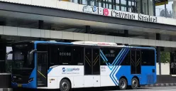 Tarif Transjakarta dan MRT kembali normal! Jakarta telah pulih dalam 7 hari pasca kerusuhan. Informasi lengkap kerusakan halte dan proses pemulihan transportasi ibu kota ada di sini. (Sumber: Instagram)
