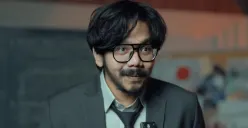 Lewat platform Kitabisa dan siaran langsung maraton di YouTube, Ferry Irwandi sukses kumpulkan donasi hingga Rp10 miliar untuk korban terdampak bencana Sumatra. (Sumber: Instagram)