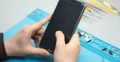 Ilustrasi Factory Reset HP Oppo. (Sumber: Freepik/ karlyukav)