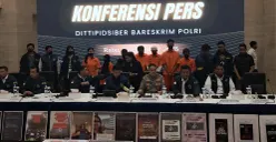 Konferensi pers Dittipidsiber Bareskrim Polri terkait penetapan tersangka terduga penyebaran ajakan provokatif untuk berbuat anarkis. (Sumber: POSKOTA | Foto: Ali Mansur)