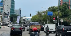 Kondisi lalu lintas di Jalan Green Garden, Kedoya Utara, Kebon Jeruk, Jakarta Barat, Kamis, 11 September 2025. (Sumber: Poskota/Pandi Ramedhan)