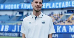 Thom Haye debut bersama Persib Bandung. (Sumber: Instagram/@persib)