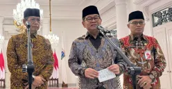 Gubernur Jakarta, Pramono Anung menyampaikan pernyataan kepada awak media di Balai Kota Jakarta, Jakarta Pusat, Kamis, 25 September 2025. (Sumber: Poskota/Muhammad Tegar Jihad)