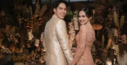 Pernikahan El Rumi dan Syifa Hadju diwarnai pesan haru dari Maia Estianty. Nasihat tentang cinta dan rumah tangga itu sukses membuat Syifa Hadju terharu. (Sumber: Instagram/@syifahadju)
