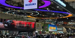 Suzuki menawarkan Grand Vitara Hybrid, XL7 Hybrid, dan Fronx Hybrid dengan teknologi SHVS yang hemat BBM dan untuk berbagai kebutuhan. (Sumber: Poskota/Aldi Harlanda Irawan)