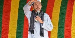 Pendakwah KH Anwar Zahid mengalami kecelakaan di jalan raya Bojonegoro-Ngawi pada Senin malam, 10 Agustus 2026. (Sumber: Dok Diskominfotik)