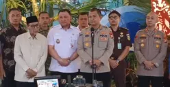 Plh Kapolres Metro Jakut, Kombes Oki Waskito saat memberikan keterangan pers terkait kasus tantangan hafalan Al-Quran berhadiah miras. (Sumber: Dok. Istimewa)