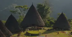 Desa Wisata Waerebo di Kabupaten Manggarai, NTT ditutup sementara setelah gempa 7,7 M yang mengguncang NTT pada hari ini, Sabtu, 15 Agustus 2026. (Sumber: Instagram/@floratama.idn)