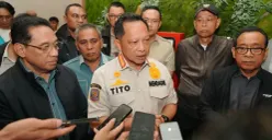 Mendagri Tito Karnavian memberikan keterangan terkait peninjauan ke wilayah NTT pascagempa, Sabtu, 15 Agustus 2026. (Sumber: Dok. Kemendagri)