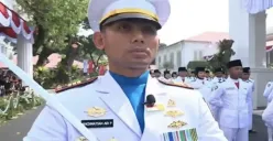 Kapten Marinir Rachmatsah Adi Putera dipercaya menjadi Komandan Kompi Paskibraka dalam pengibaran Sang Merah Putih pada HUT ke-81 RI di Istana Merdeka, Jakarta, Senin (17/8/2026). (Sumber: Sekretariat Presiden)