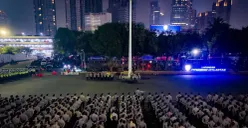 Polda Metro Jaya bersama TNI dan Pemprov DKI Jakarta mengerahkan 13.859 personel gabungan untuk mengamankan rangkaian HUT ke-81 Kemerdekaan RI di Jakarta, Senin, 17 Agustus 2026. (Sumber: Pos Kota/ Ali Mansur)