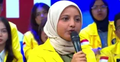 Profil Fathimah Azzahra, Wakil Ketua BEM UI yang jadi sorotan usai demo di Jakarta. (Sumber: Instagram/@fathimahazzhr dan tvOne)