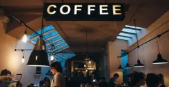 Deretan coffee shop di kawasan PIK menawarkan pilihan tempat nongkrong dengan konsep dan menu yang beragam, cocok untuk menghabiskan akhir pekan. (Sumber: PxHere)