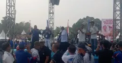 Anggota Majelis Tinggi DPP Partai Demokrat Nachrowi Ramli menghadiri Lomba Rakyat dalam rangka HUT ke-25 Partai Demokrat dan HUT ke-81 Kemerdekaan RI di Jakarta Timur. (Sumber: Istimewa)