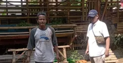 Polisi lakukan olah TKP dan meminta keterangan saksi dari lokasi kejadian. (Sumber: Pos Kota/ Angga)