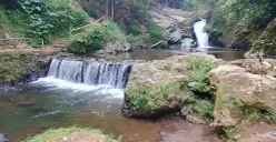 Curug Tilu Leuwi Opat, Desa Cihanjuang Rahayu, Kecamatan Parongpong, Kabupaten Bandung Barat. (Sumber: Poskota/Gatot Poedji Utomo)
