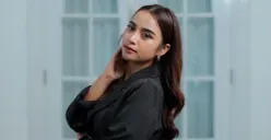 Potret Dini Kurnia di akun Instagramnya (Sumber: Instagram/@dinikurnia_real)