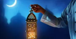Ilustrasi malam Ramadhan (Sumber: Pinterest)