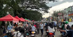 BBPOM Jakarta bersama Pemkot Jakpus melakukan pengecekan pangan takjil di Benhil, Jakarta Pusat pada Kamis, 26 Februari 2026. (Sumber: Poskota/M Tegar Jihad)