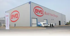 BYD resmi menyalip Tesla sebagai produsen mobil listrik terlaris di dunia sepanjang 2025. (Sumber: BYD)