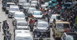 Jadwal ganjil genap Jakarta hari ini, Senin, 12 Oktober 2026 di kawasan MT Haryono, Jakarta. (Sumber: Poskota/Bilal Nugraha Ginanjar)
