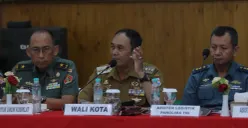 Pemerintah Kota Cimahi bersama Pemerintah Provinsi Jawa Barat dan instansi terkait menggelar rapat koordinasi lanjutan persiapan pembangunan Underpass Jalan Gatot Subroto. (Sumber: Poskota/Gatot Poedji Utomo)