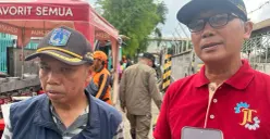Lurah Rawa Terate, Jainuddin saat di wawancarai Poskota, Jumat, 23 Januari 2026. (Sumber: Poskota/M Tegar Jihad)