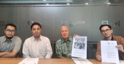 Pihak PT HD Arjuna bersama kuasa hukum memberi keterangan pers terkait sengketa lahan Club de Arjuna di kawasan Kedoya Selatan, Jakarta Barat. (Sumber: Istimewa)