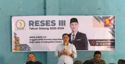 Anggota DPRD Provinsi Jawa Barat dari Fraksi Partai Gerindra, Abdul Karim, saat kegiatan Reses III Tahun Sidang 2025–2026 yang digelar di Aula Desa Wangunjaya, Rabu, 10 Juli 2026. (Sumber: Istimewa)
