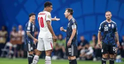 Bellingham dan Messi berdebat di lapangan. (Sumber: X/@HQpcrt)